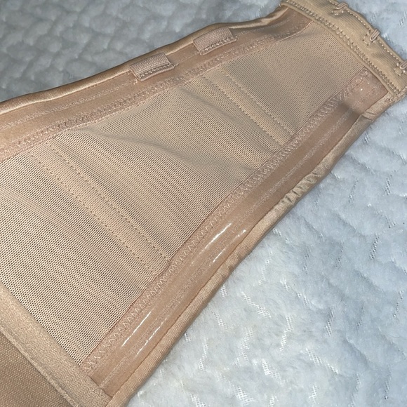 NWT- Beige bra 38 DD Savage X Fenty - Picture 6 of 8